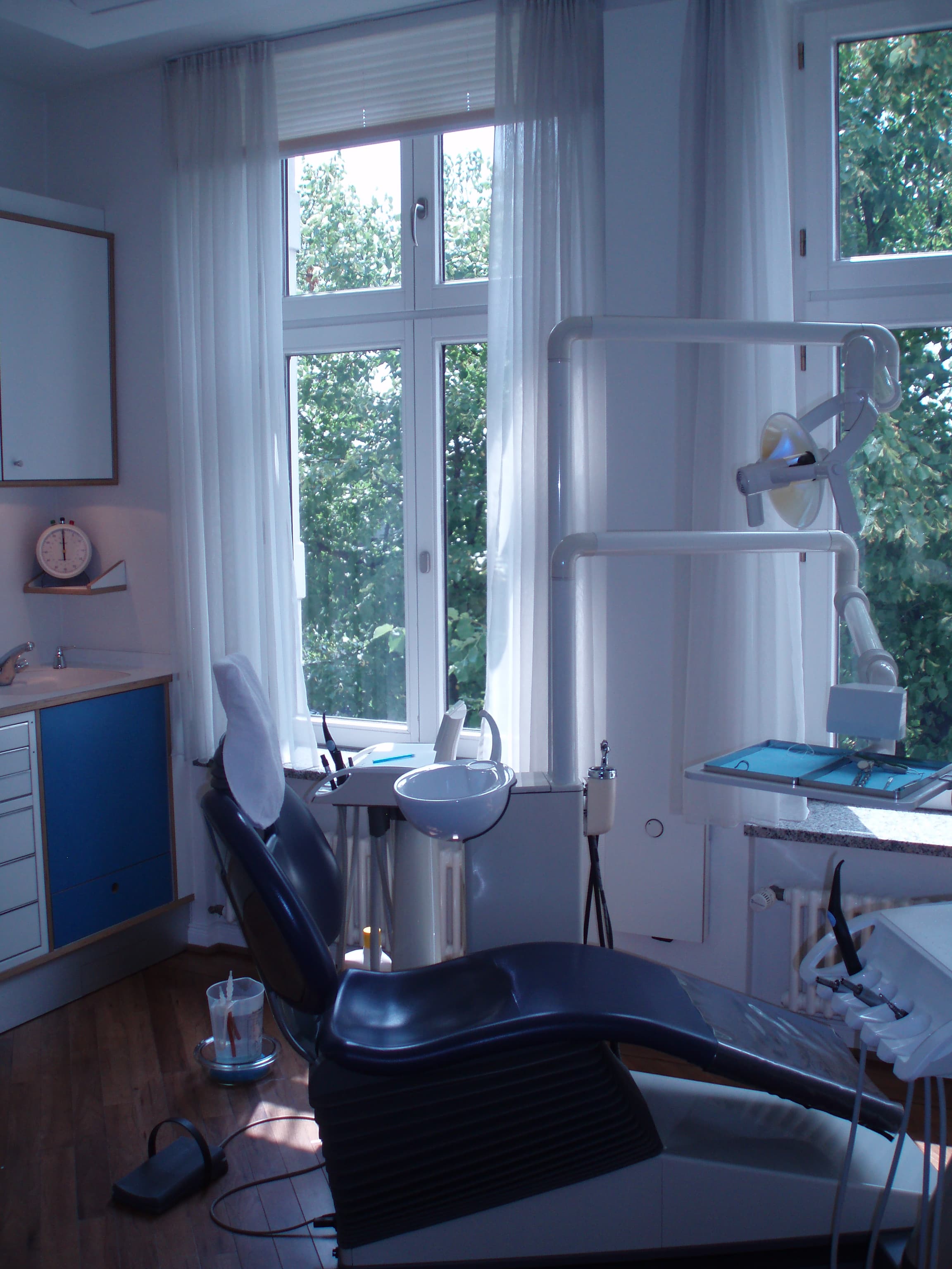 Sonnenschutzfolie mit UV-Schutz richtig montieren und reinigen.